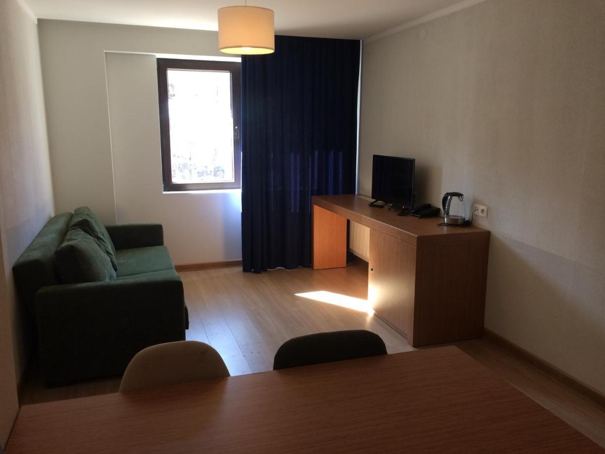 Aparthotel Room 107 At Orbi Palace In บาคูเรียนี ภายนอก รูปภาพ